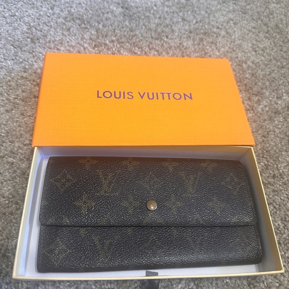 LV MONO SNAP long wallet